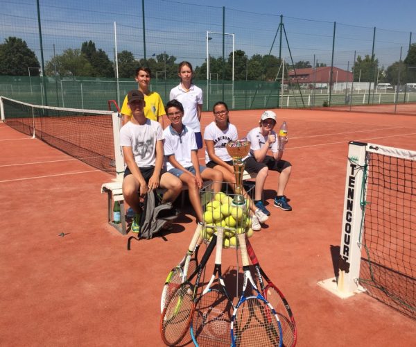 stage-raquette-balle-tennis-club-europe